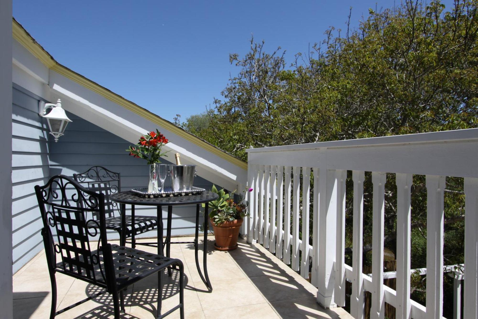 Olallieberry Inn Bed And Breakfast Cambria Rum bild